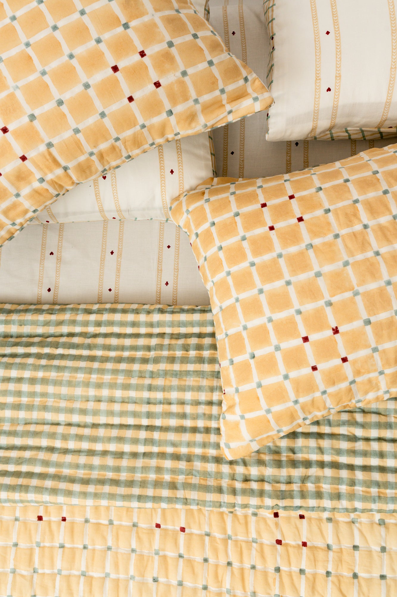 Checkered Beige Quilt