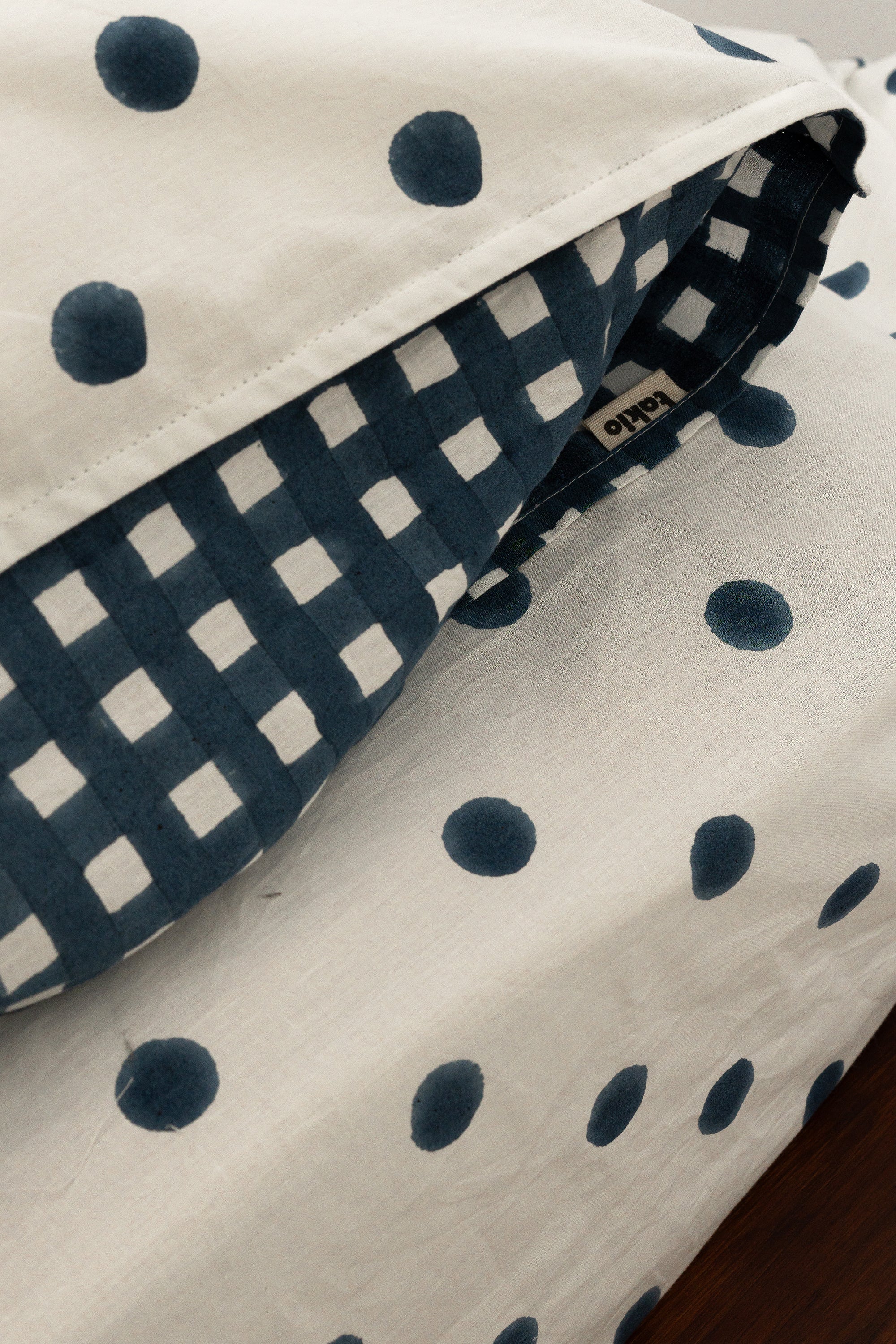 Dot by Dot Indigo Bedsheet