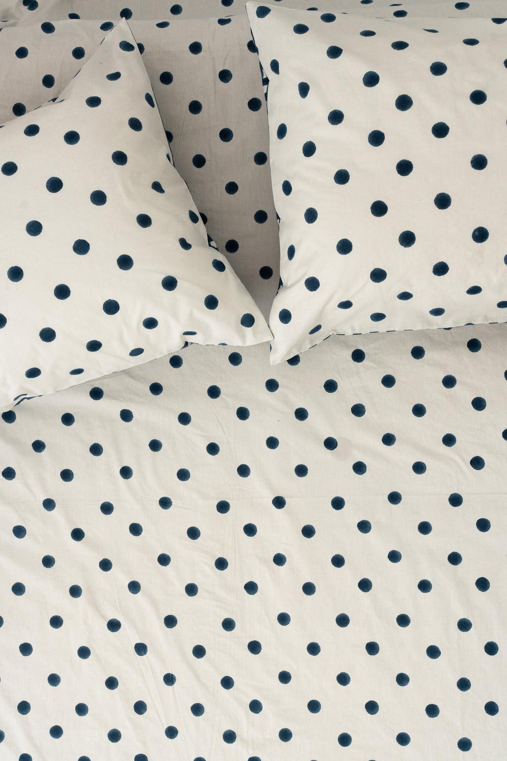 Dot by Dot Indigo Bedsheet