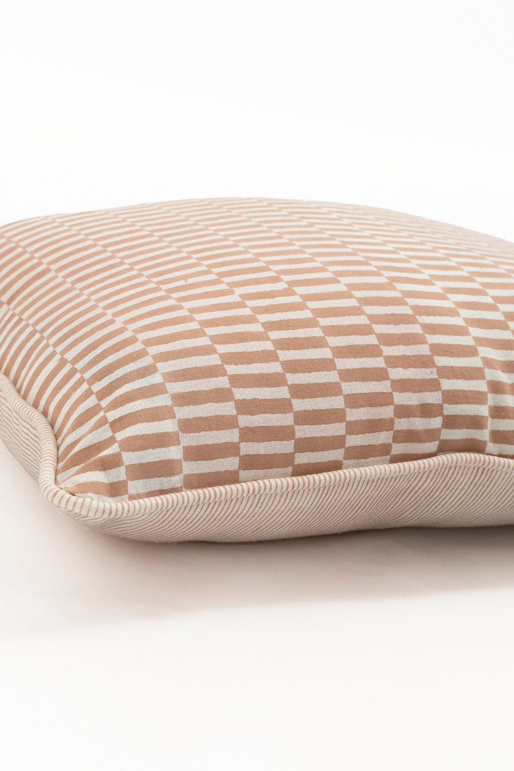 Mitti Lumbar Pillow
