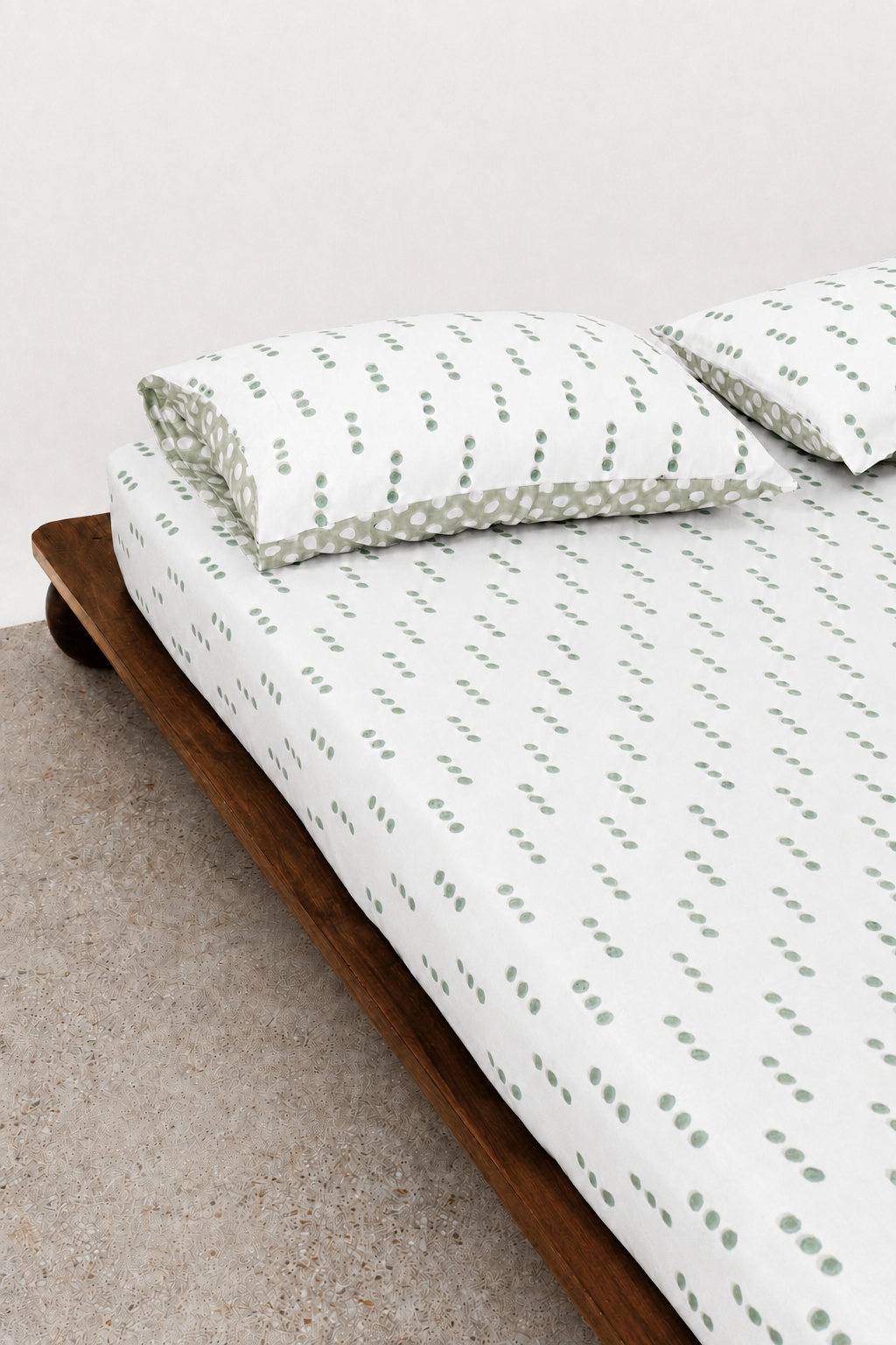Dual Dots Bedsheet
