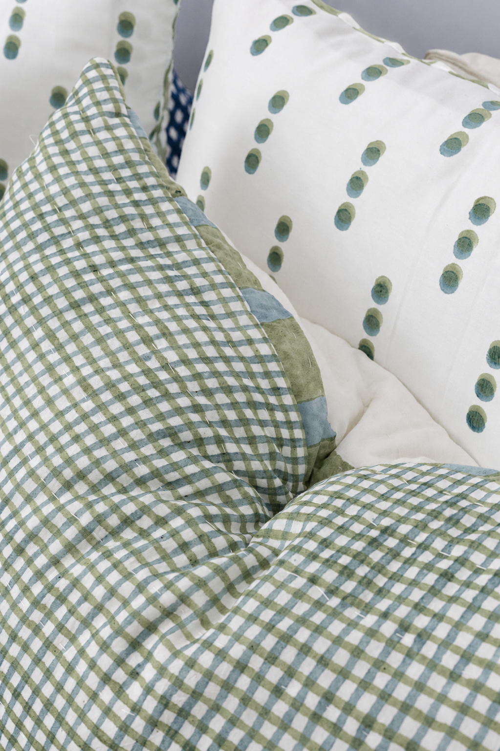 Scallop & Checks Quilt