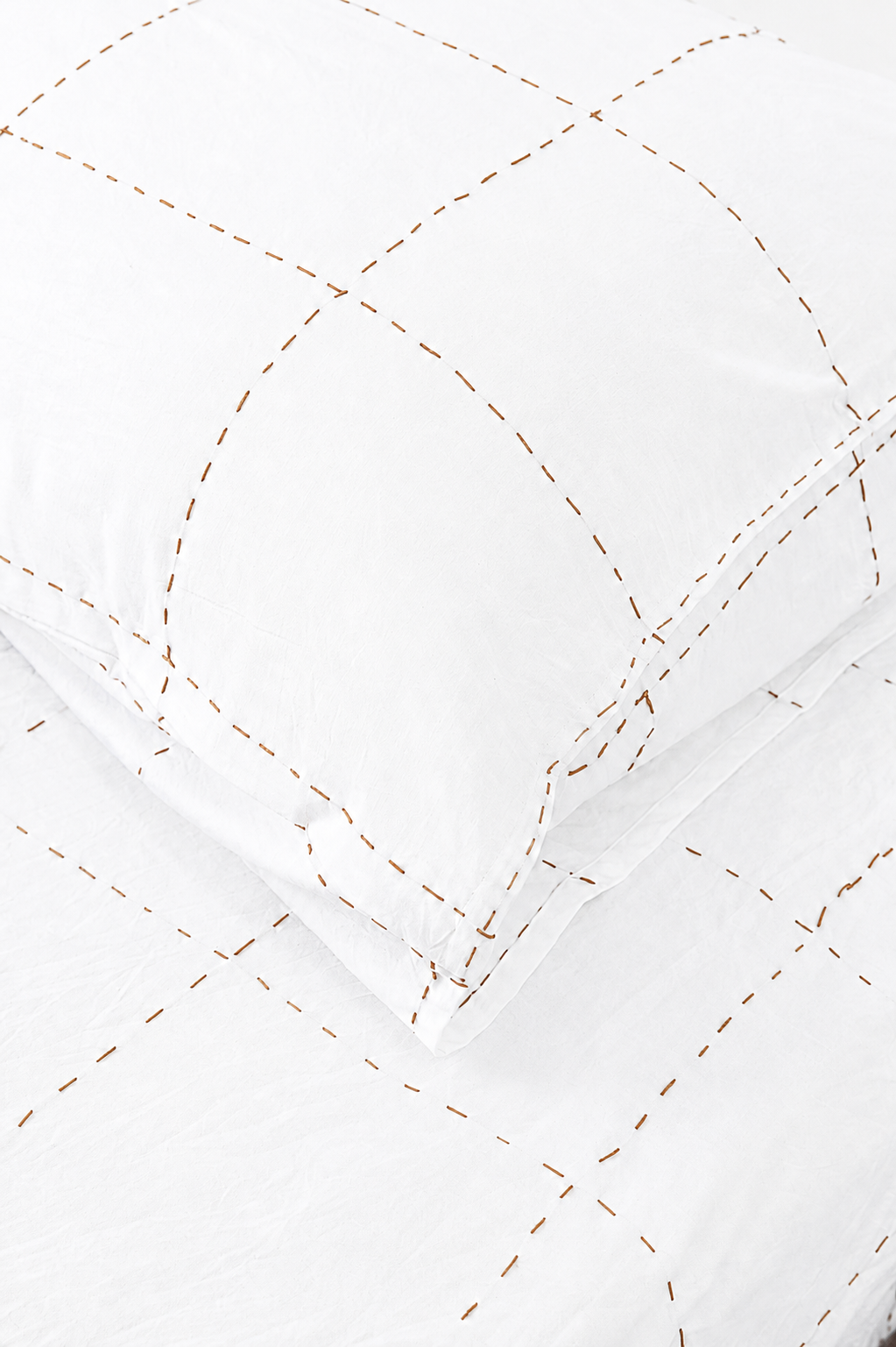 Checks Kantha Rust Bedsheet