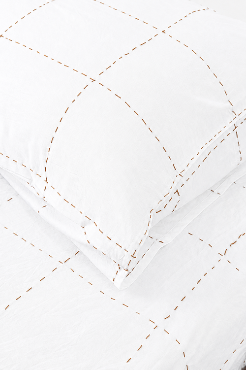 Checks Kantha Rust Bedsheet