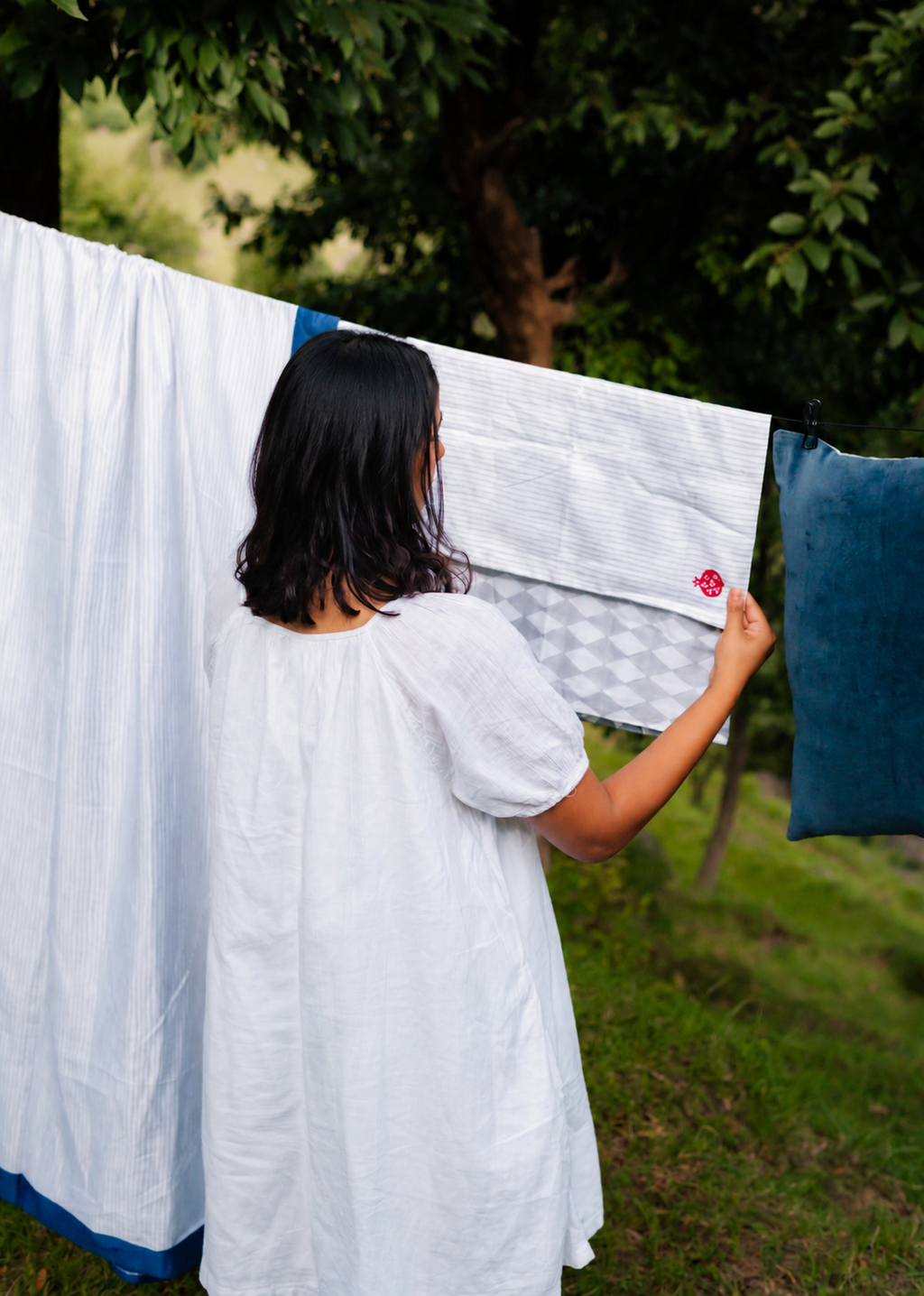 Plain Grey Stripe Bedsheet - Anar